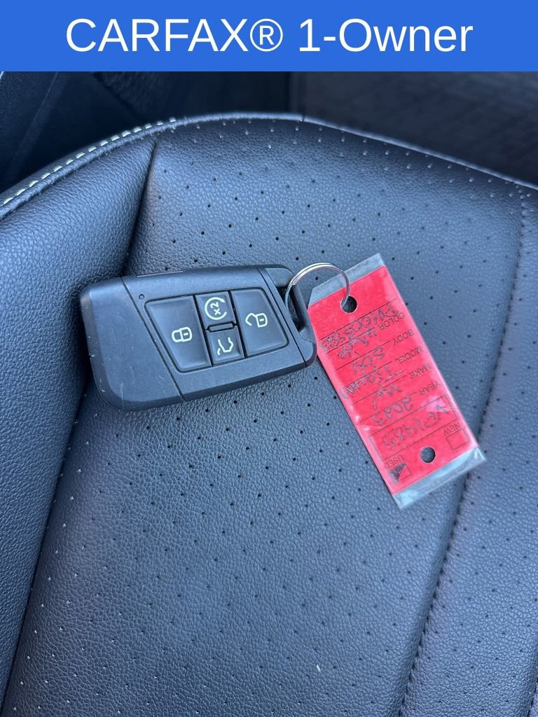 Used 2023 Volkswagen Tiguan SE image 32