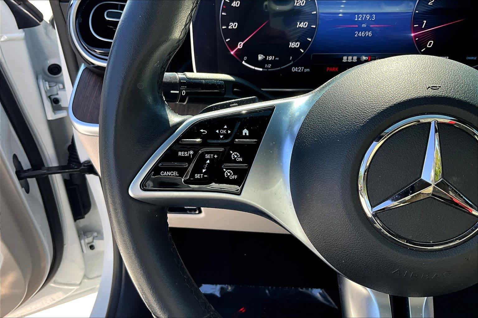 Used 2024 Mercedes-Benz C 300 Sedan image 23