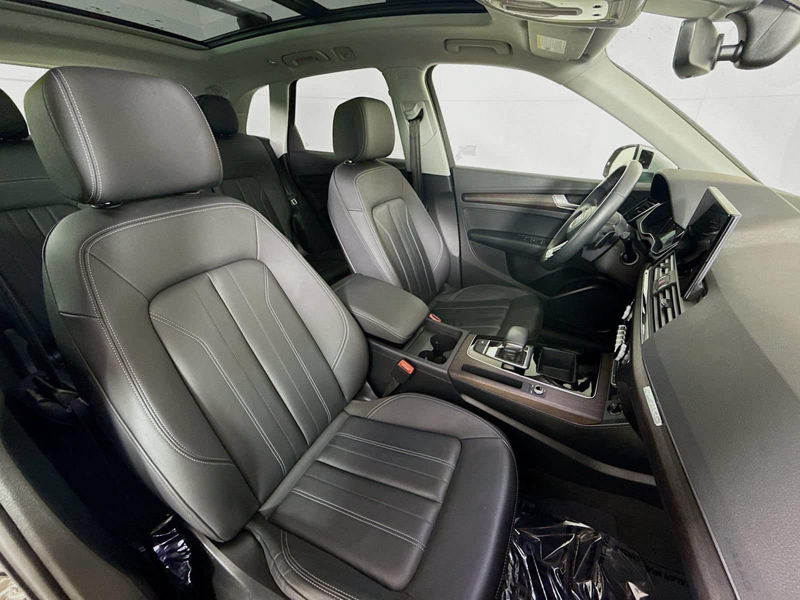 Certified 2023 Audi Q5 Premium Plus w/ Convenience Package AWD/4WD image 26