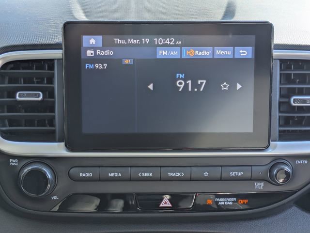 Used 2024 Hyundai Venue SE image 18