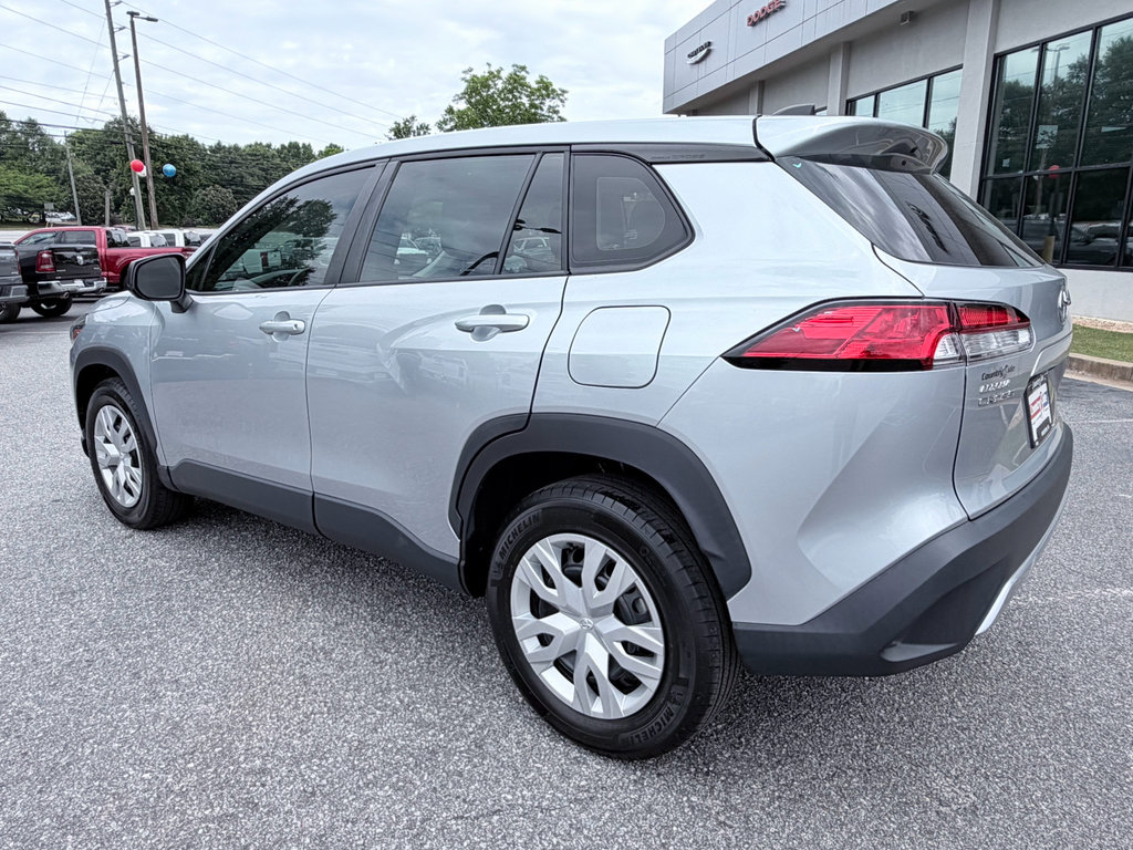 Used 2022 Toyota Corolla Cross L FWD image 7