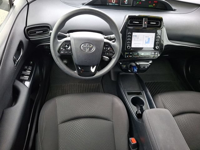 Used 2022 Toyota Prius LE FWD image 11