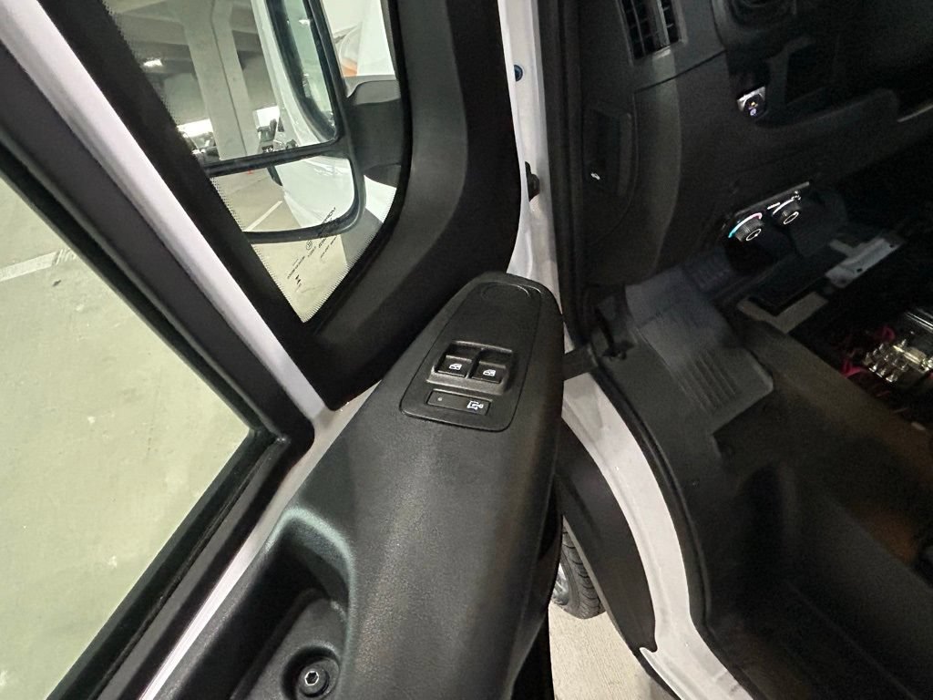 Used 2023 RAM ProMaster 2500 FWD image 32