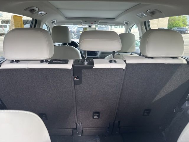 Used 2018 Volkswagen Tiguan SEL FWD image 5