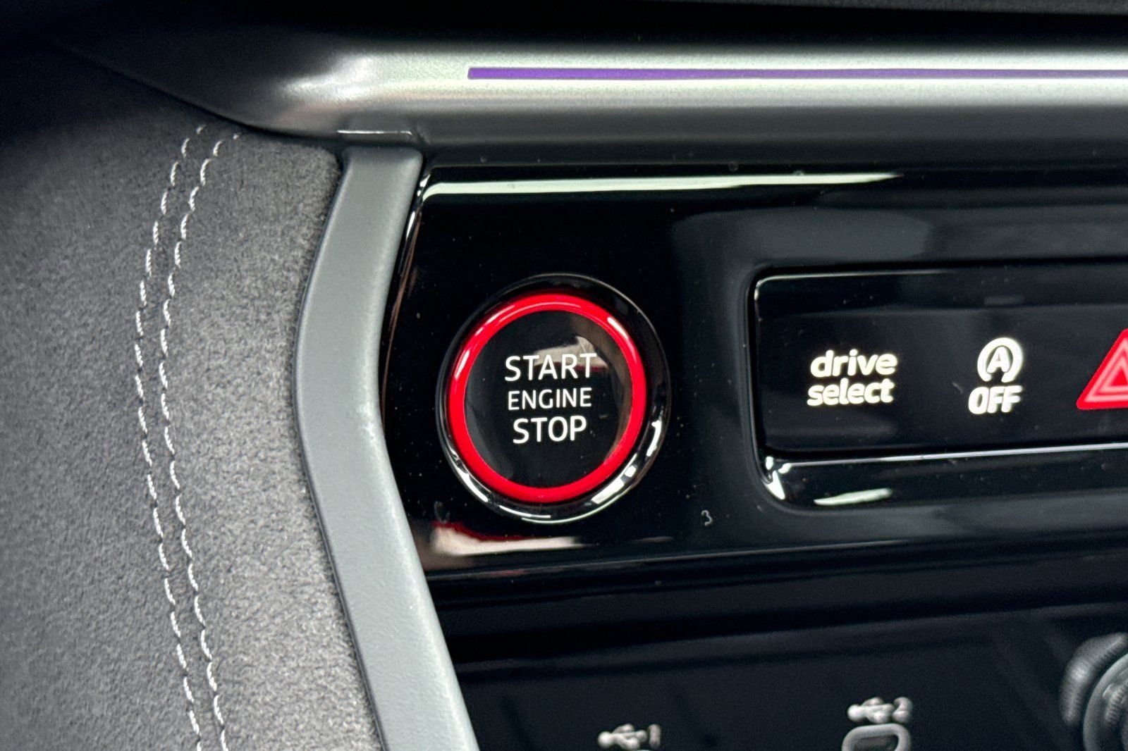 Used 2025 Audi SQ5 Premium Plus w/ Premium Plus Package image 21