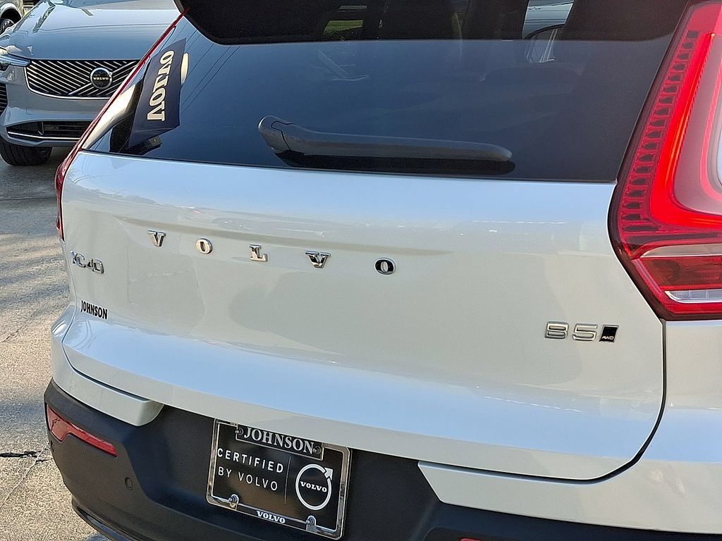 Certified 2026 Volvo XC40 B5 Plus AWD/4WD image 30