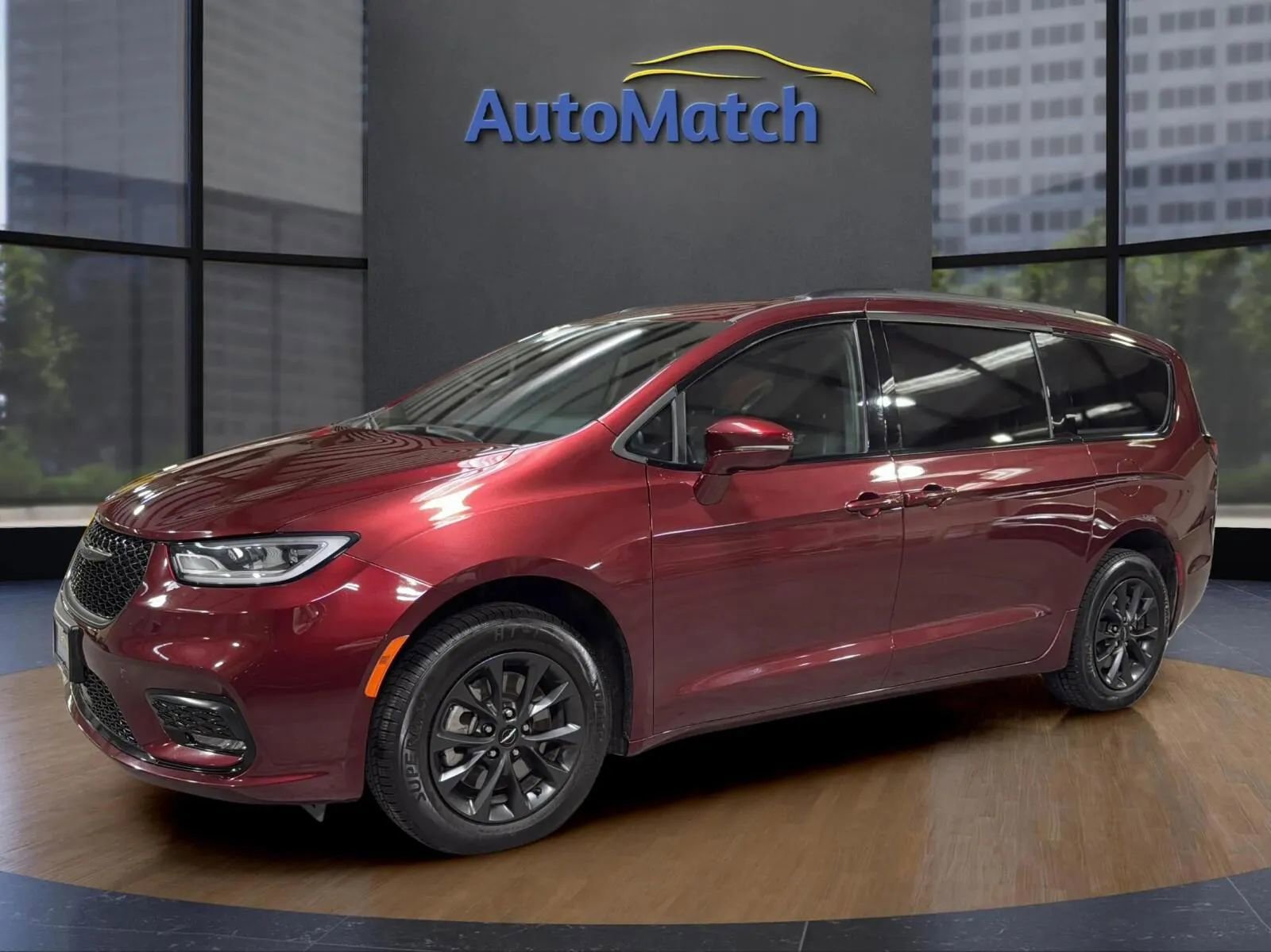 Used 2021 Chrysler Pacifica Touring w/ Uconnect Theater Family Group image 5