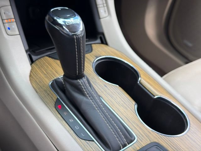 Used 2019 GMC Acadia Denali w/ Technology Package FWD image 30