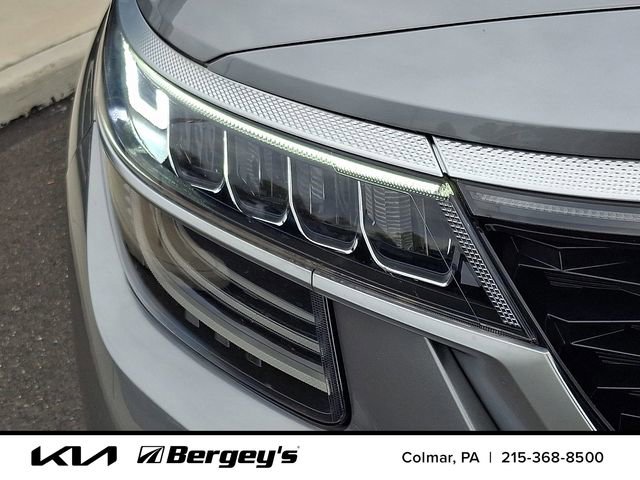 Certified 2023 Kia Seltos SX w/ SX Sunroof Package AWD/4WD image 10