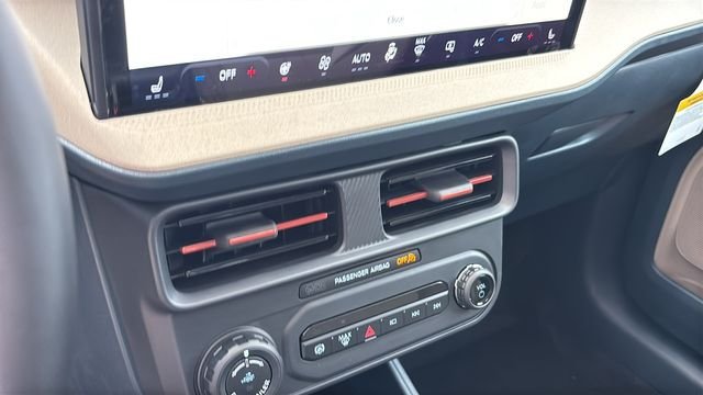 New 2026 Ford Maverick Lariat w/ 4K Tow Package AWD/4WD image 19