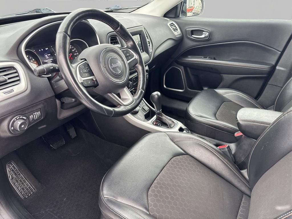 Used 2020 Jeep Compass Latitude w/ Cold Weather Group image 9