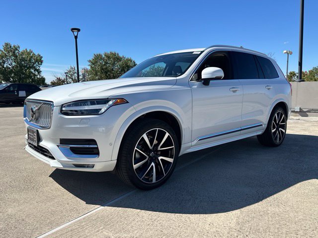 Certified 2024 Volvo XC90 B6 Plus w/ Protection Package Premier AWD/4WD image 4