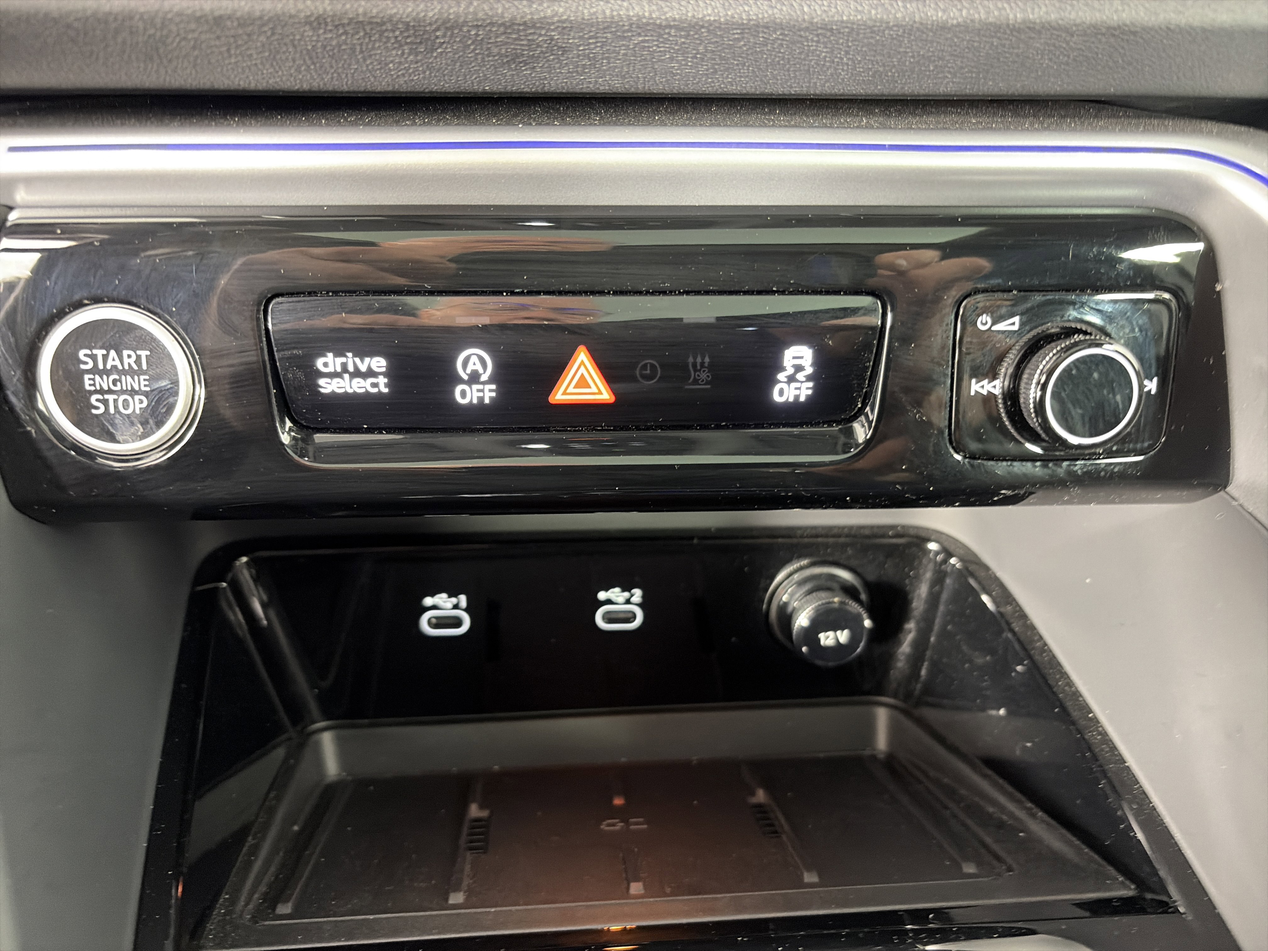 Used 2025 Audi Q5 Premium Plus w/ Premium Plus AWD/4WD image 28