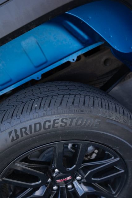 Used 2024 GMC Sierra 1500 Elevation image 30