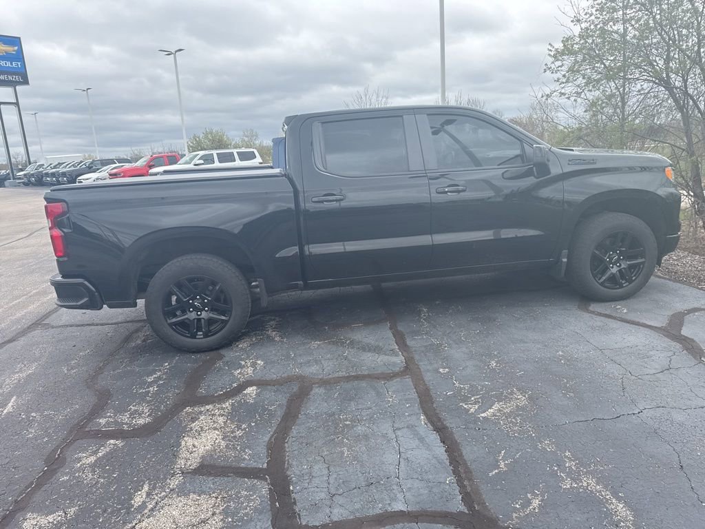 Used 2023 Chevrolet Silverado 1500 RST AWD/4WD image 5