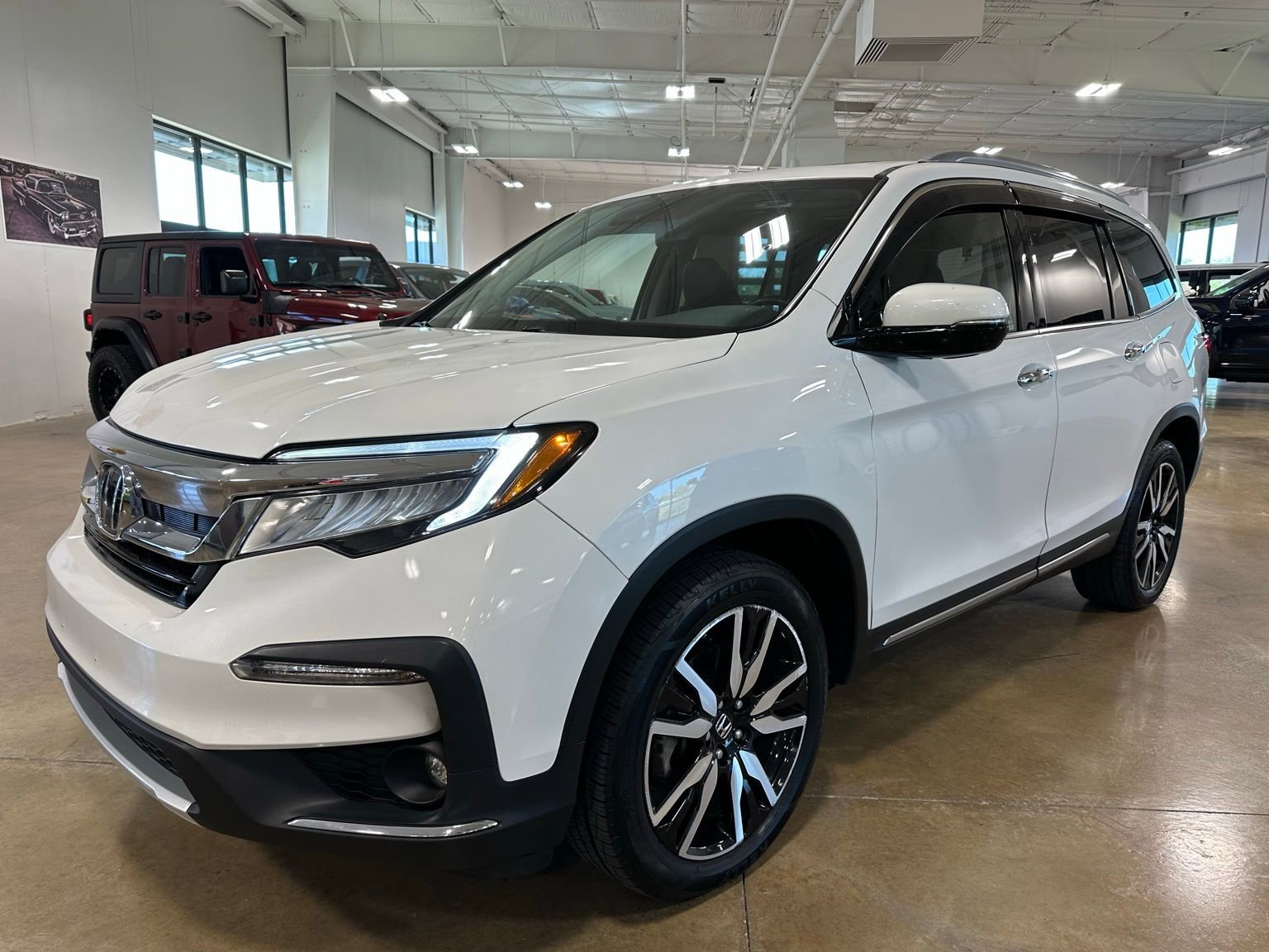Used 2020 Honda Pilot Elite image 3