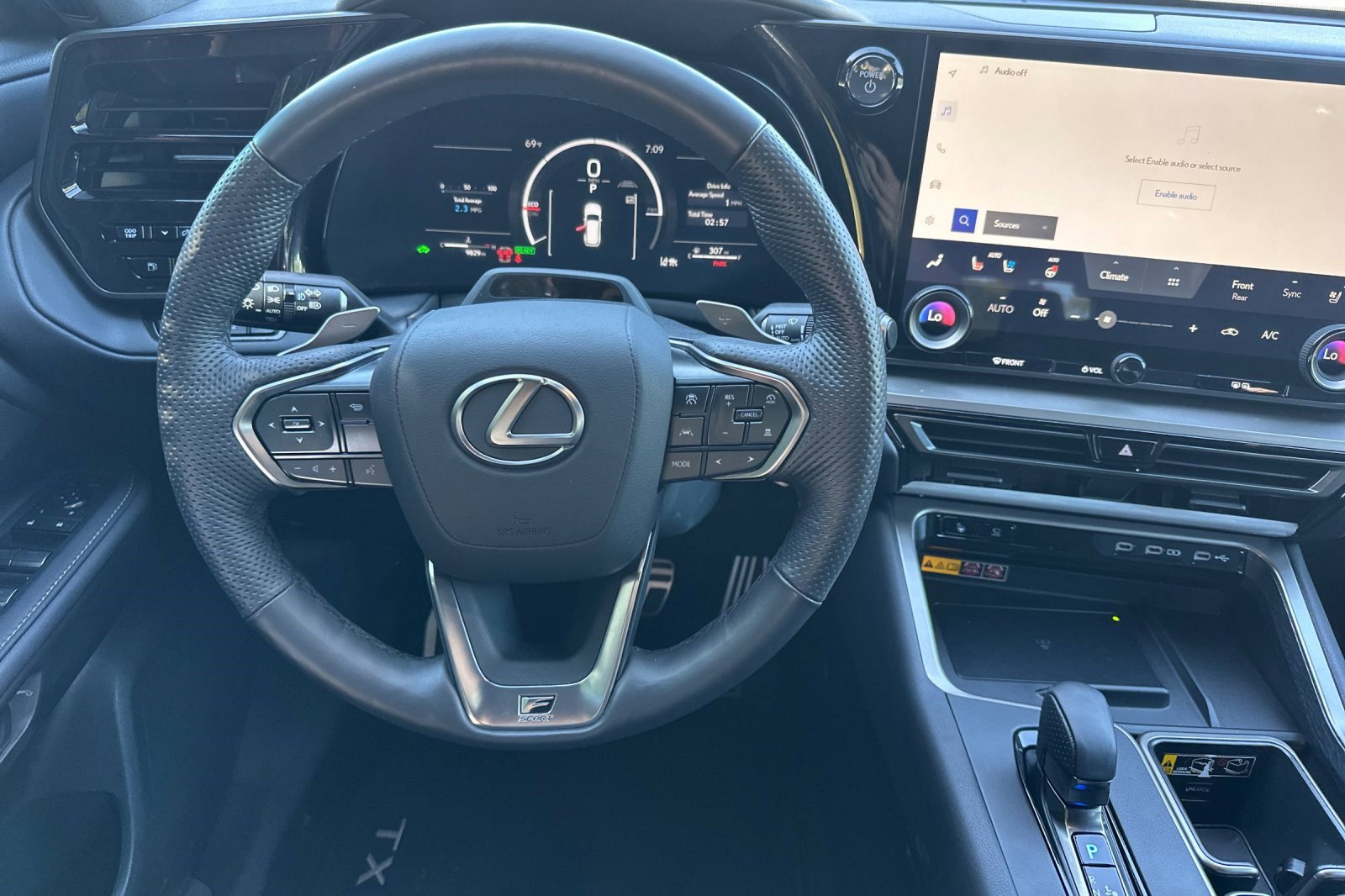 Certified 2025 Lexus TX 500h AWD w/ Technology Package image 18