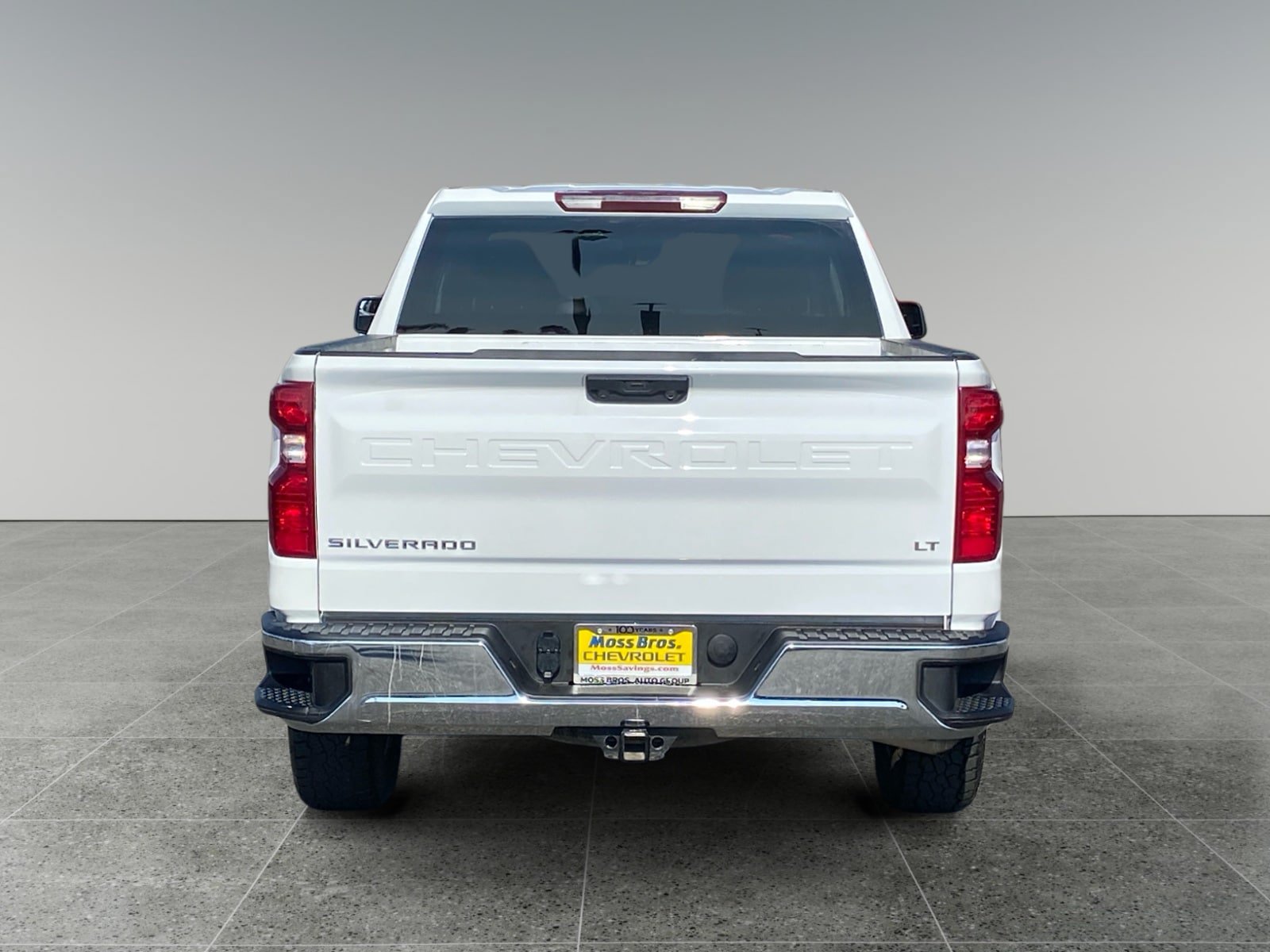 Used 2025 Chevrolet Silverado 1500 LT AWD/4WD image 4