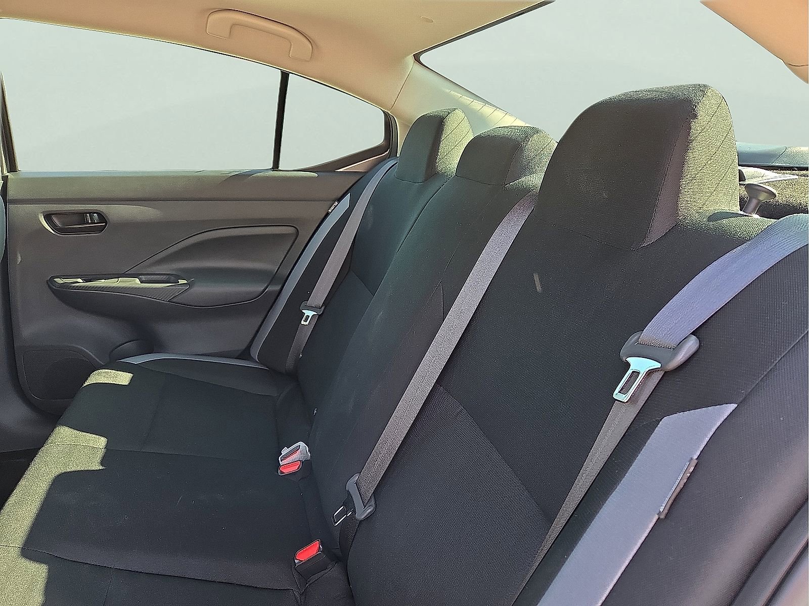 Used 2025 Nissan Versa S w/ S Plus Package image 9