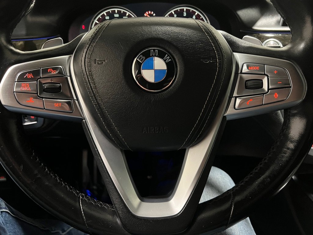Used 2016 BMW 740i image 6