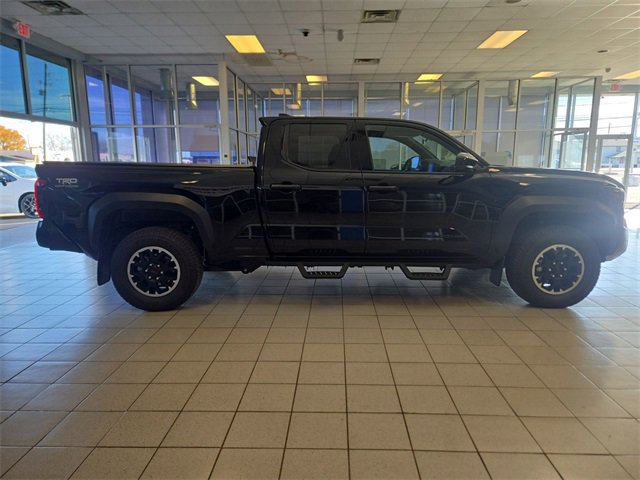 Used 2025 Toyota Tacoma TRD Off-Road image 9