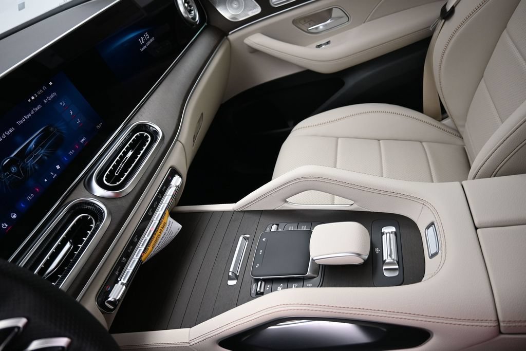 New 2027 Mercedes-Benz GLS 450 4MATIC image 15