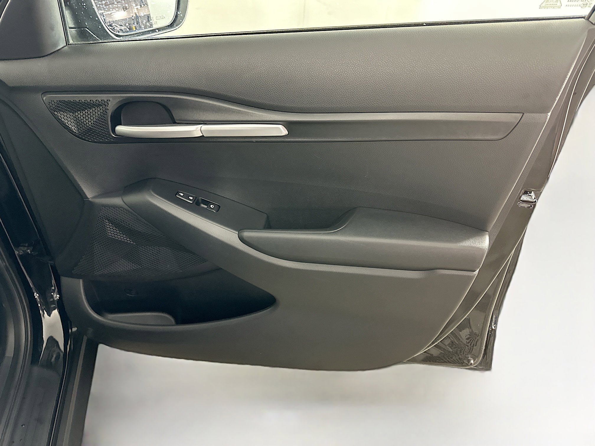 Used 2026 Kia Seltos LX FWD image 30