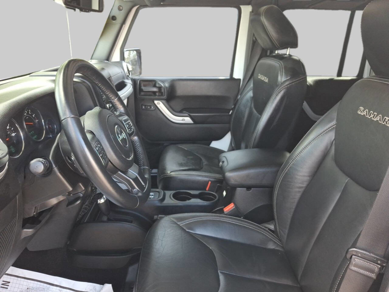 Used 2017 Jeep Wrangler Unlimited Sahara w/ Dual Top Group image 7