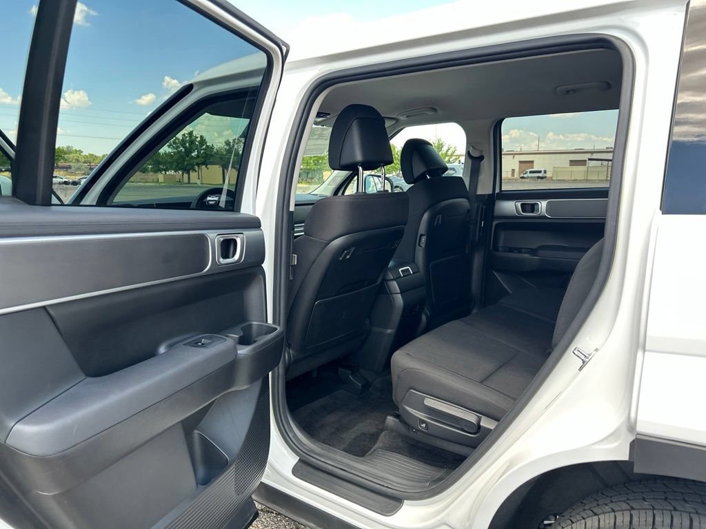 Used 2024 Hyundai Santa Fe SE AWD/4WD image 26