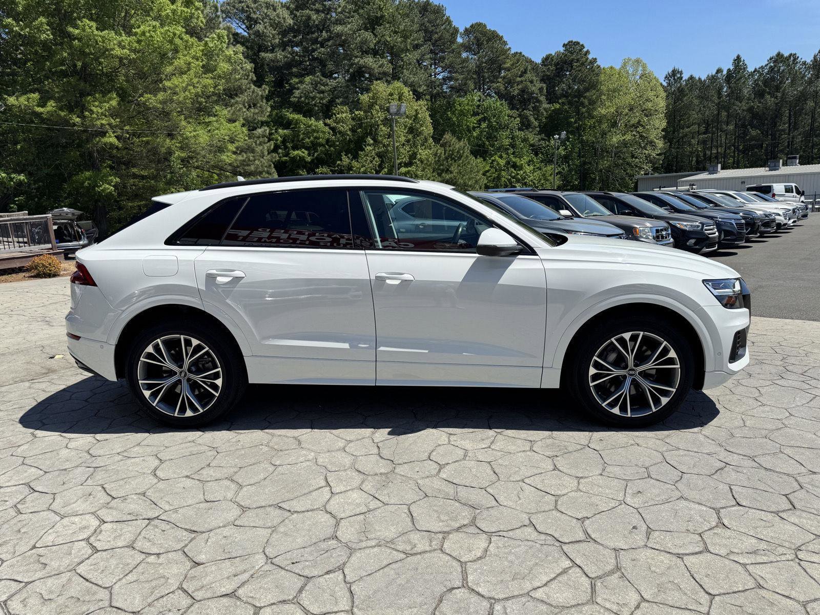 Used 2021 Audi Q8 Premium w/ Black Optic Package AWD/4WD image 18