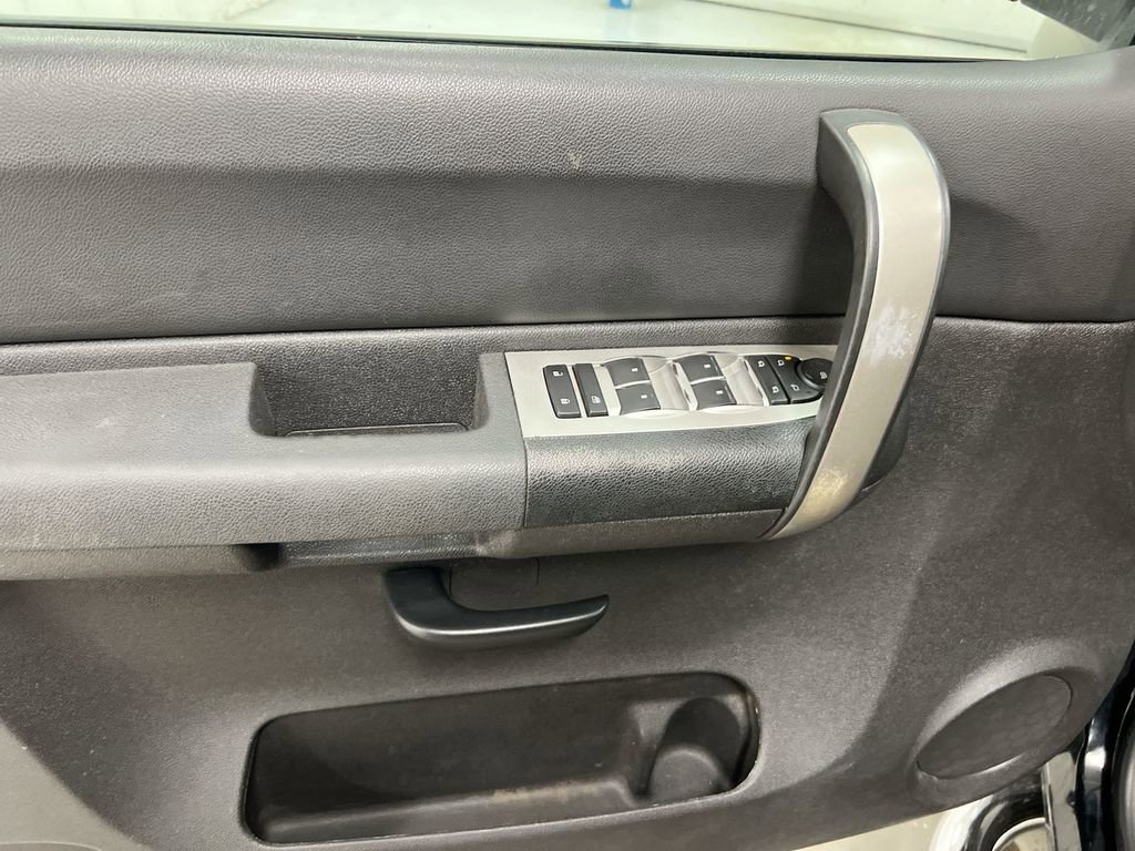 Used 2009 Chevrolet Silverado 1500 LT w/ Power Pack Plus image 19