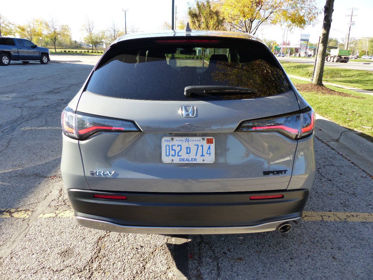 Used 2025 Honda HR-V Sport image 8