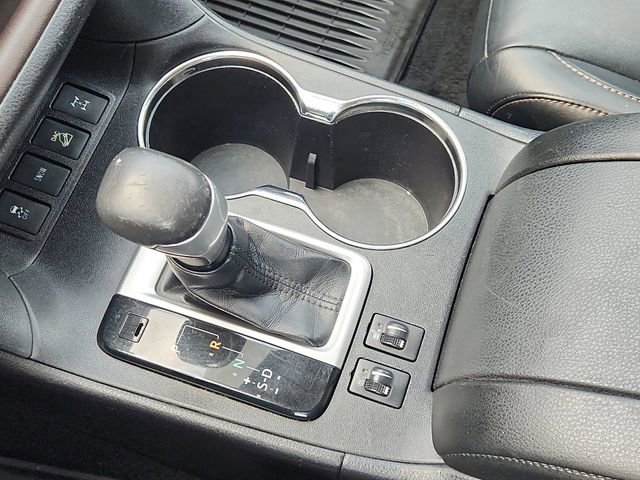 Used 2014 Toyota Highlander XLE AWD/4WD image 15