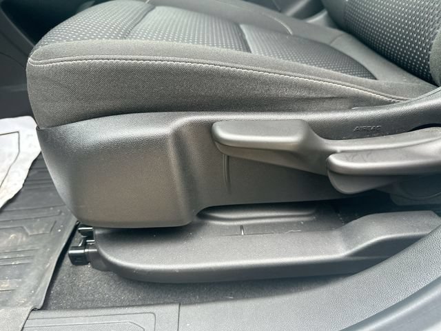 Used 2023 GMC Acadia SLE FWD image 38