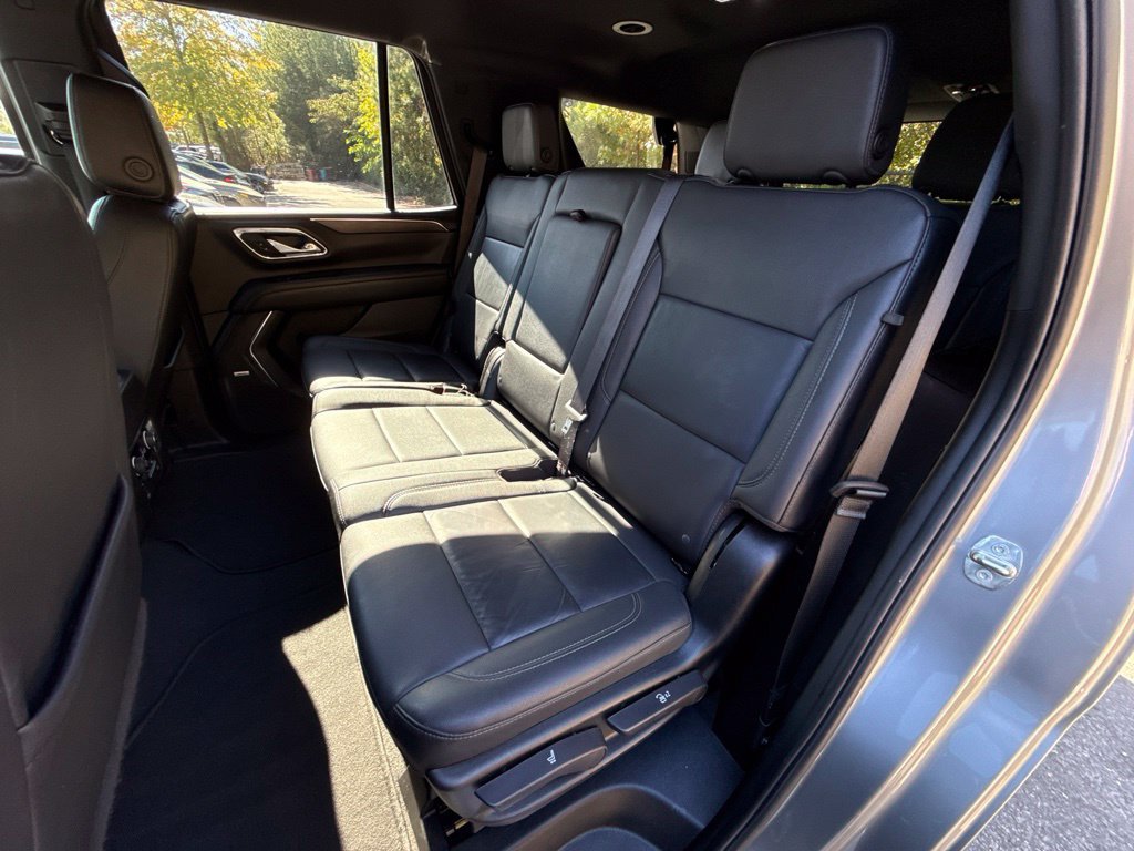 Used 2023 Chevrolet Tahoe LT w/ Luxury Package RWD image 22