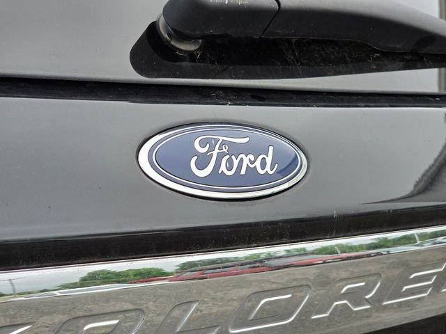 Used 2023 Ford Explorer Limited w/ Equipment Group 301A RWD image 9