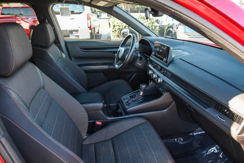 Used 2025 Honda CR-V Sport image 15