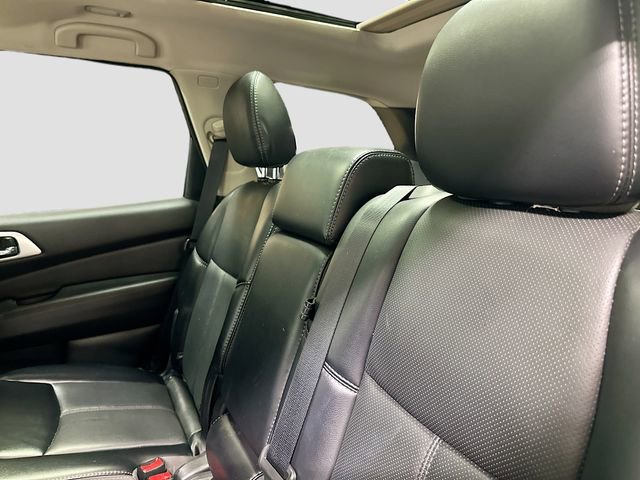 Used 2017 Nissan Pathfinder Platinum w/ Cargo Package AWD/4WD image 27