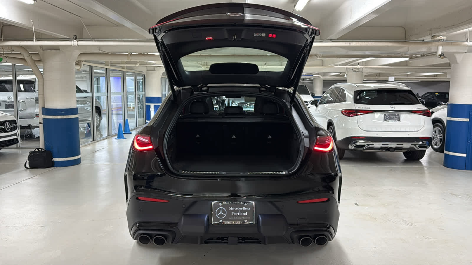 New 2026 Mercedes-Benz GLC 43 AMG 4MATIC Coupe image 7