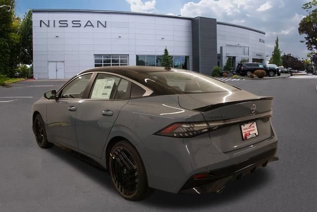 New 2026 Nissan Sentra SR w/ SR Premium Package FWD image 5
