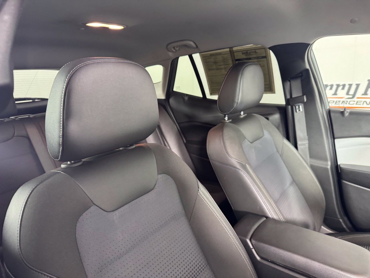 Used 2024 Chevrolet Trax LT FWD image 32