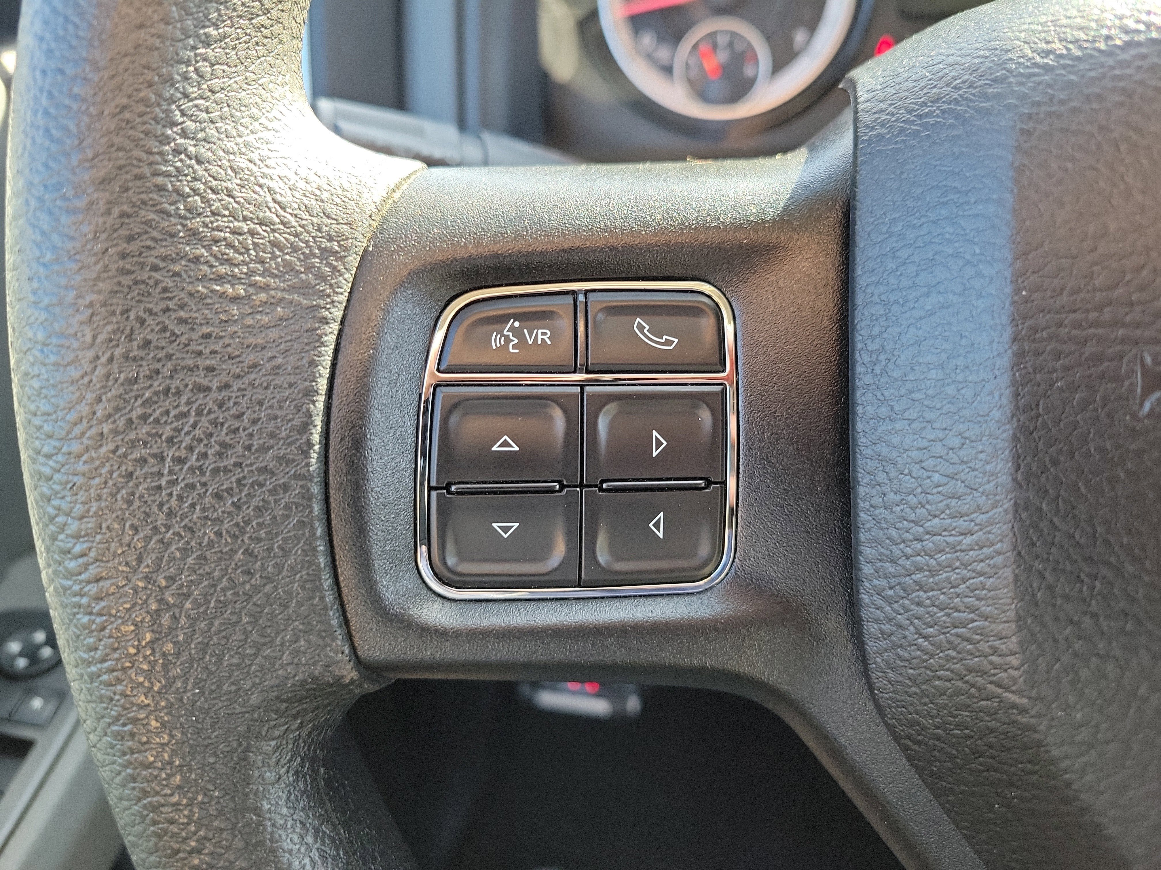 Used 2019 RAM 1500 Classic SLT image 26