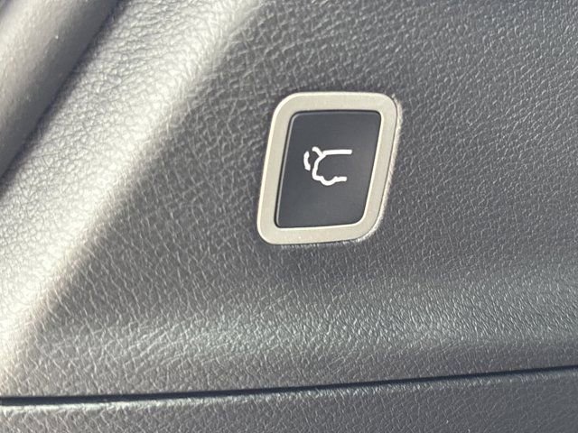 New 2026 Chrysler Pacifica Select image 8