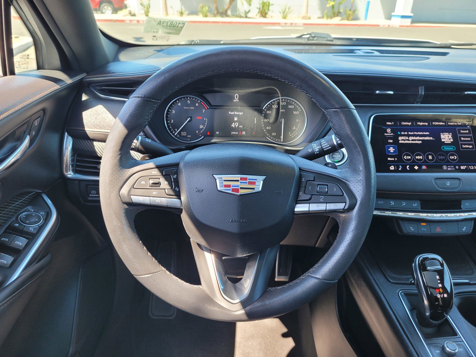 Certified 2022 Cadillac XT4 Sport w/ LPO, ONYX Package image 16