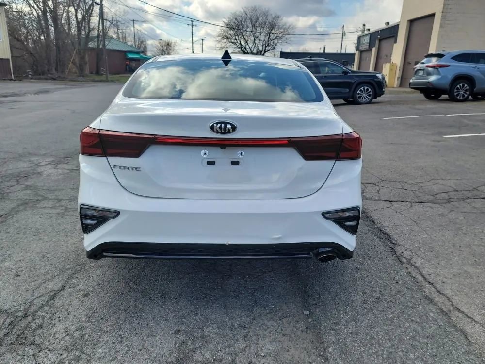 Used 2020 Kia Forte LXS FWD image 6