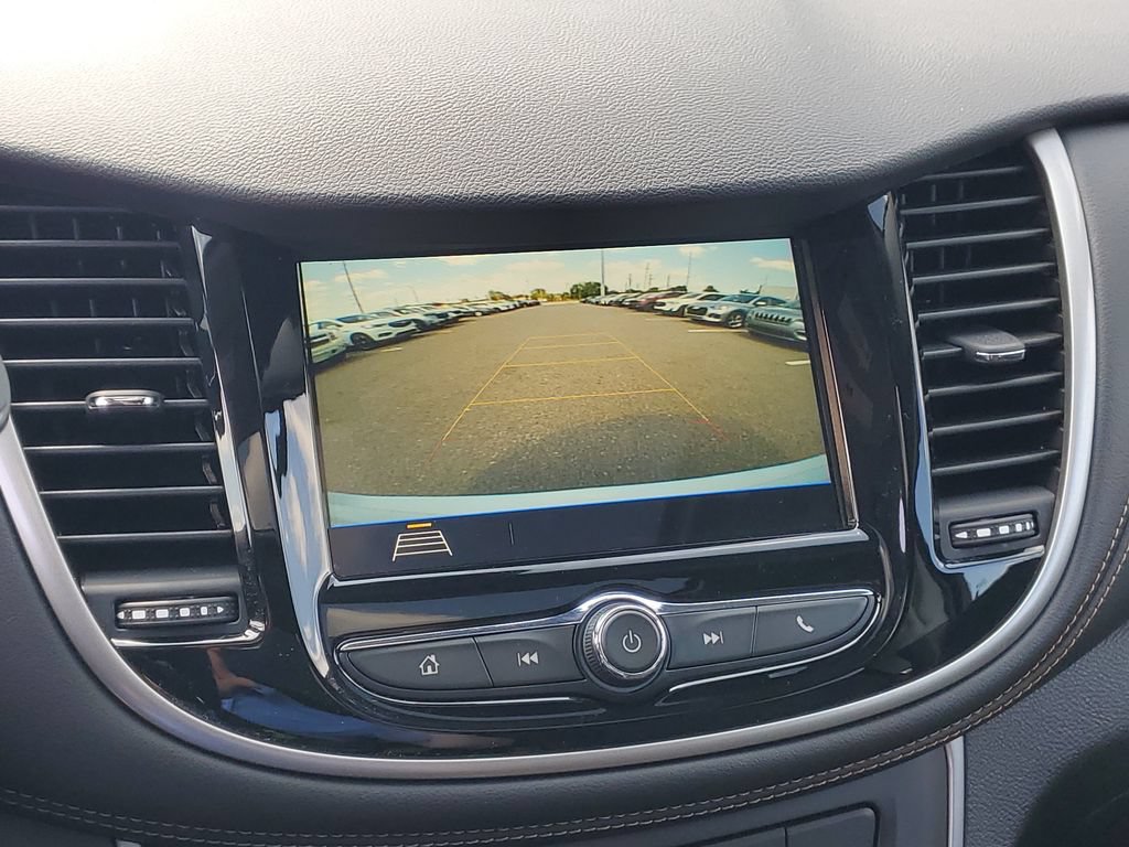 Used 2018 Chevrolet Trax LT FWD image 24