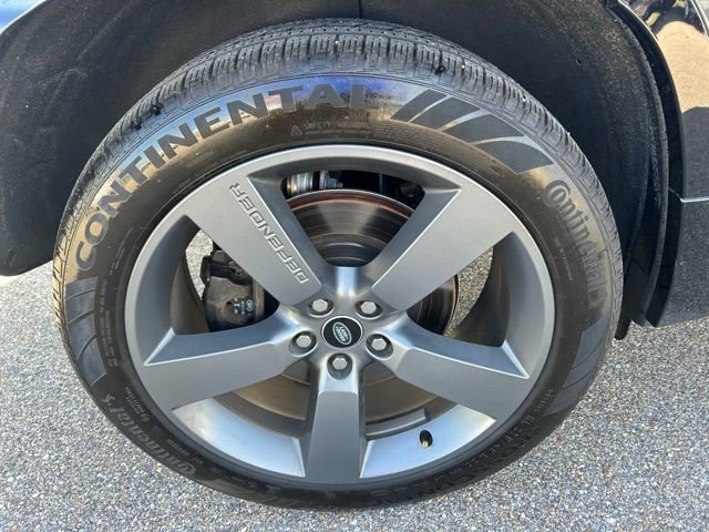 Used 2025 Land Rover Defender 110 V8 image 12