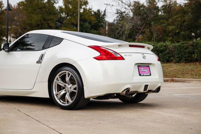 Used 2011 Nissan 370Z Touring w/ Sport Pkg image 28