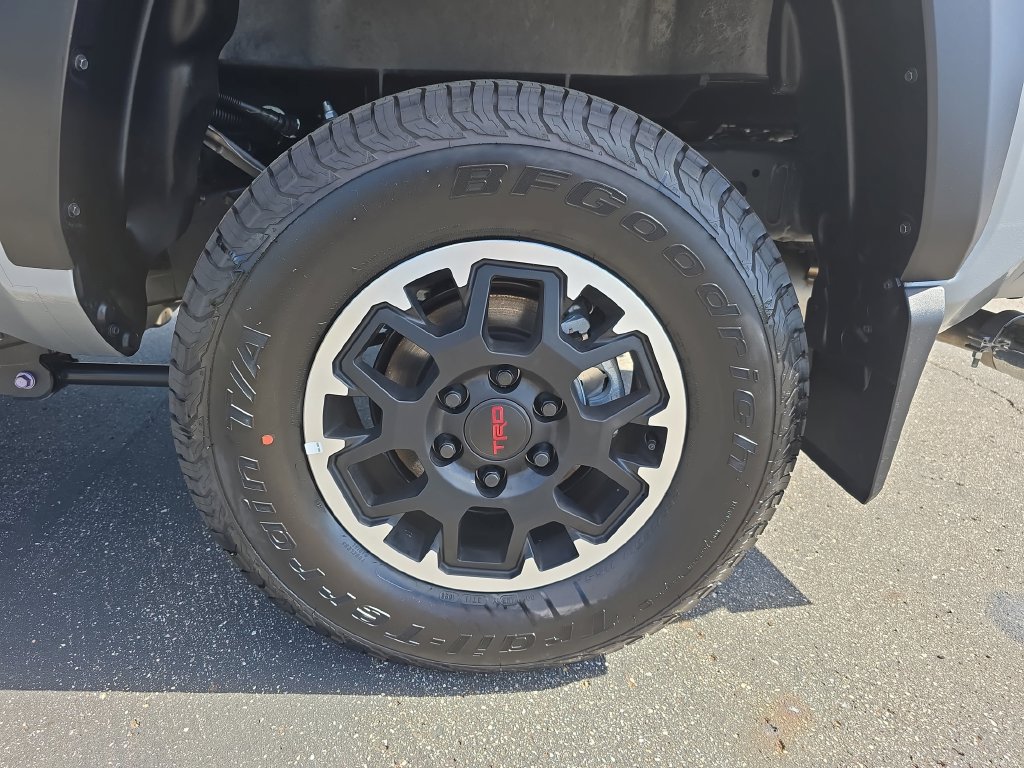 Used 2026 Toyota Tacoma TRD Off-Road AWD/4WD image 35