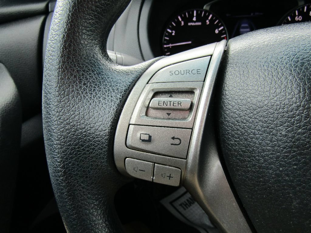 Used 2015 Nissan Altima 2.5 S w/ Special Edition Package FWD image 20